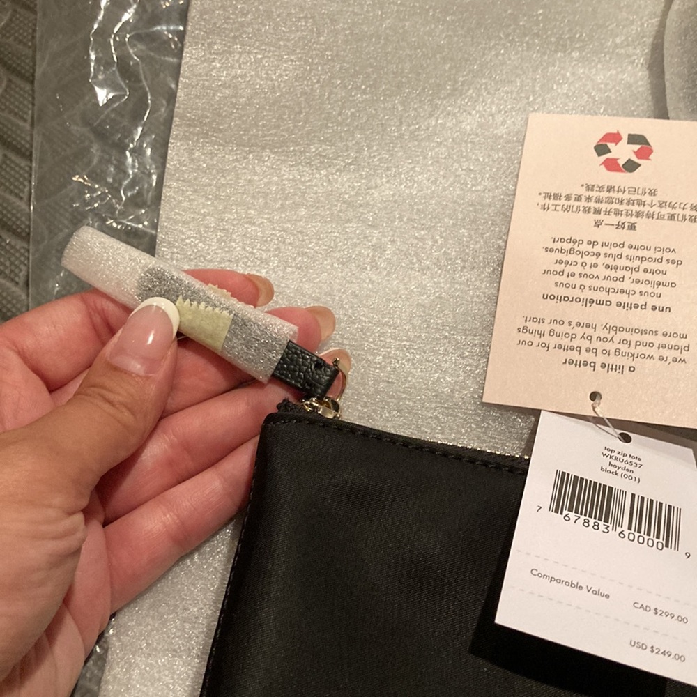 NWT Kate spade nylon top zip tote - Picture 9 of 10